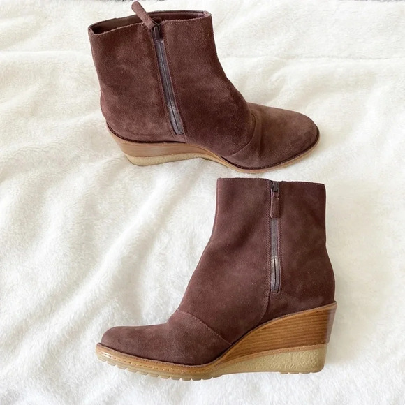 Cole Haan Rayna Suede Wedge Bootie Chestnut Brown Women Size 9.5 B - Picture 1 of 11
